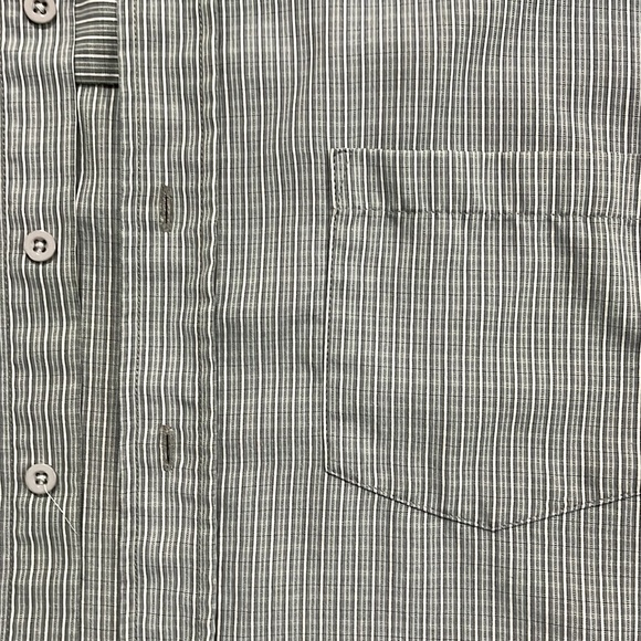 Stripped button up VINTAGE - Picture 2 of 3